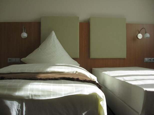 Imagen de la habitación del Hotel Qualitel Hilpoltstein. Foto 5