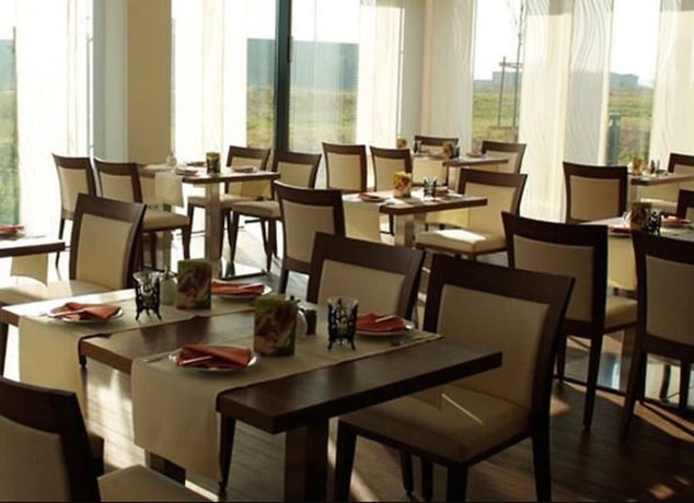 Imagen del bar/restaurante del Hotel Qualitel Hilpoltstein. Foto 3