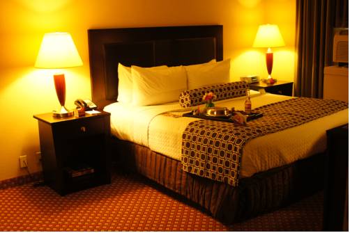 Imagen de la habitación del Hotel Quality Conference Center Cincinnati Blue Ash. Foto 4