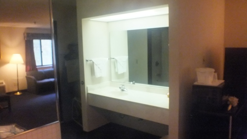 Imagen de la habitación del Hotel Quality Express Inn and Suites. Foto 13