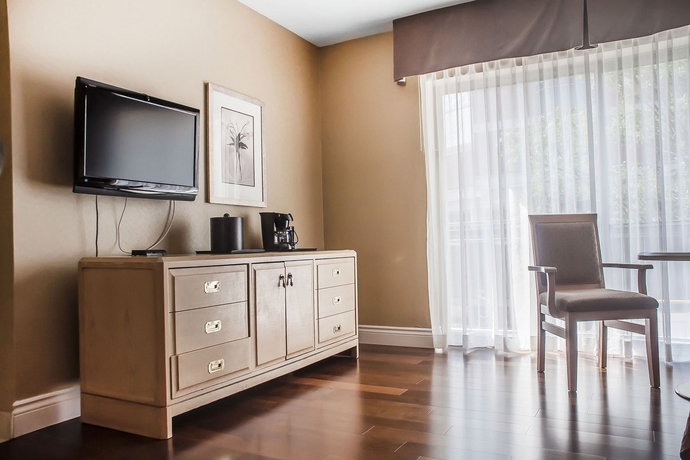 Imagen de la habitación del Hotel Quality Fallsview Cascade. Foto 5
