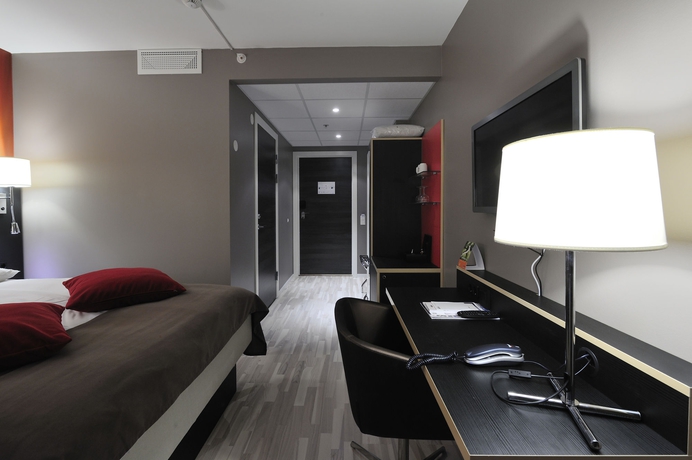 Imagen de la habitación del Hotel Quality Grand Royal. Foto 8