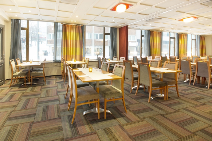 Imagen del bar/restaurante del Hotel Quality Grand Troms&oslash;. Foto 2