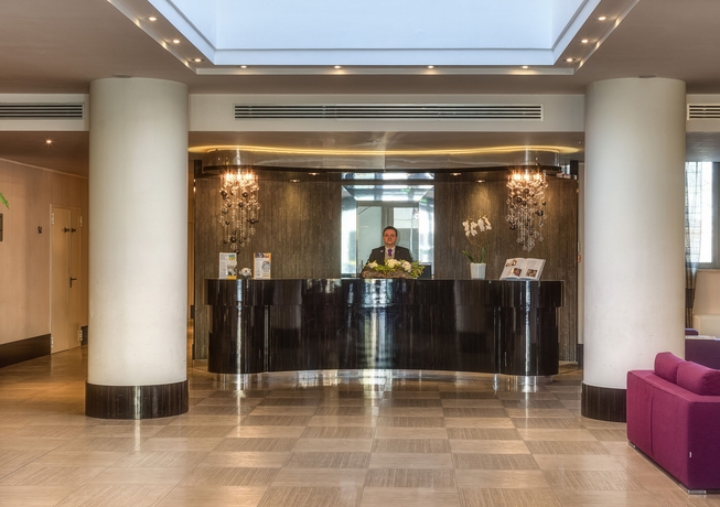 Imagen de los interiores del Hotel Quality Green Palace. Foto 14