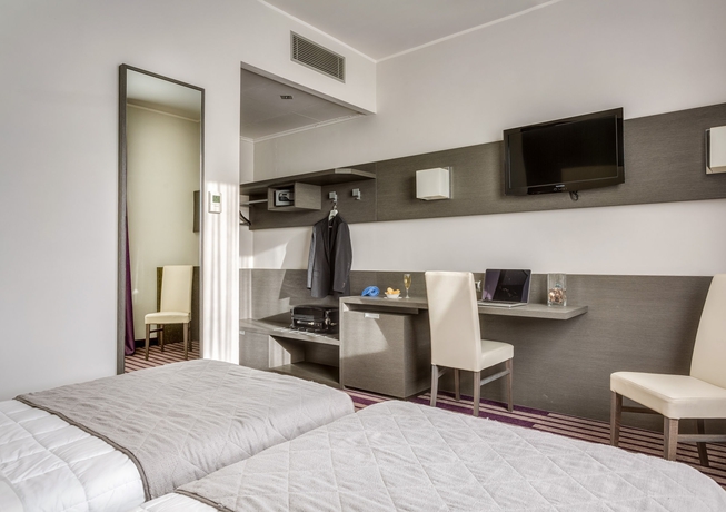 Imagen de la habitación del Hotel Quality Green Palace. Foto 10