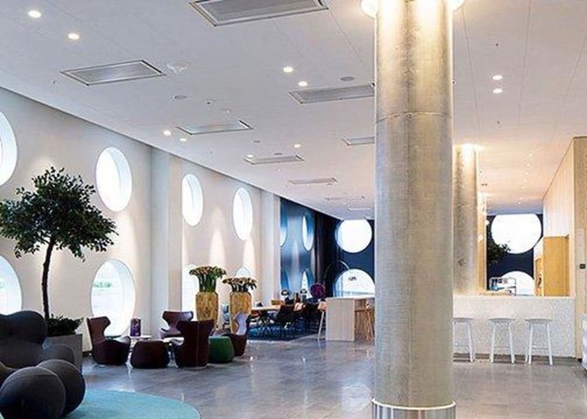 Imagen de los interiores del Hotel Quality Hotel Strawberry Arena. Foto 14