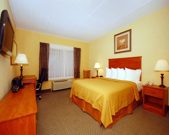 Imagen de la habitación del Hotel Quality Hotel & Suites Niagara Falls. Foto 7