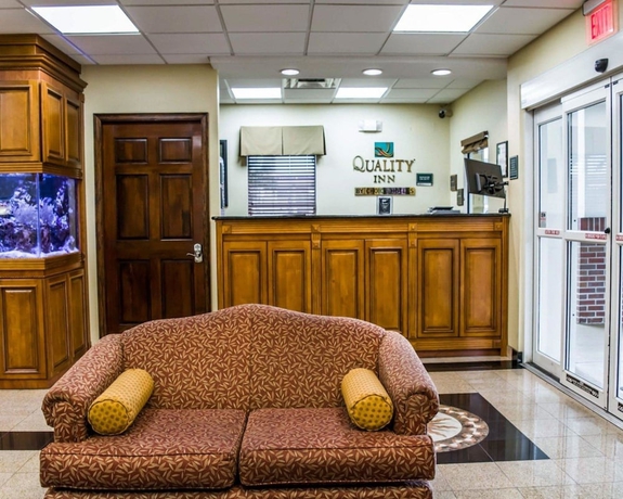 Imagen de los interiores del Hotel Quality Inn Airport - Cruise Port. Foto 18