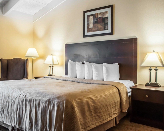 Imagen de la habitación del Hotel Quality Inn Airport. Foto 9