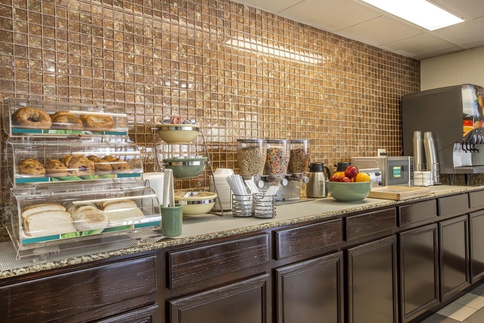 Imagen del bar/restaurante del Hotel Quality Inn Airport - Southeast. Foto 6