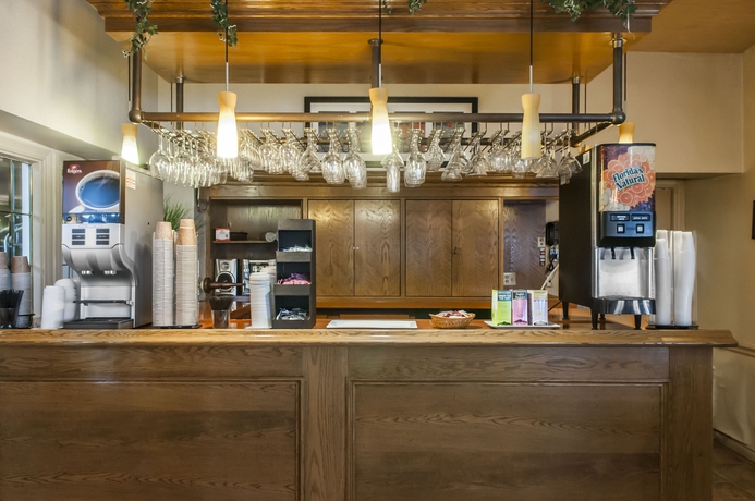 Imagen del bar/restaurante del Hotel Quality Inn Airport West. Foto 3