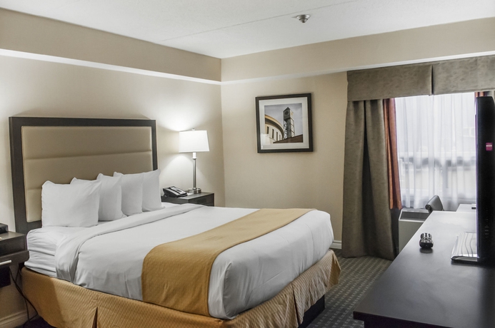 Imagen de la habitación del Hotel Quality Inn Airport West. Foto 11