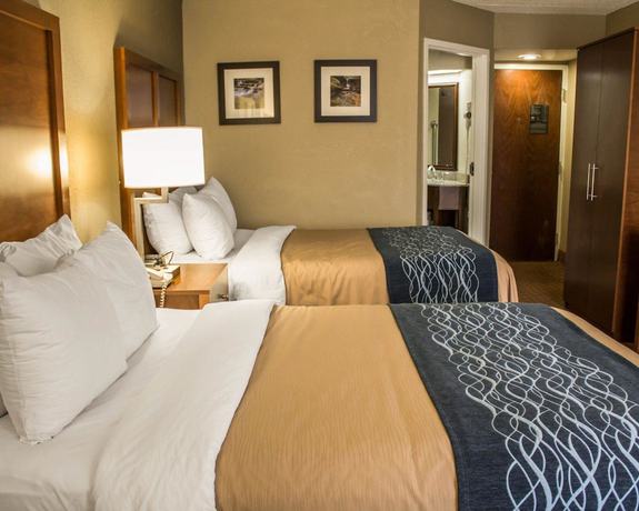Imagen de la habitación del Hotel Quality Inn, Akron. Foto 14