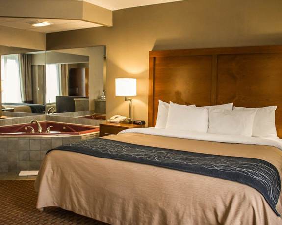 Imagen de la habitación del Hotel Quality Inn, Akron. Foto 15
