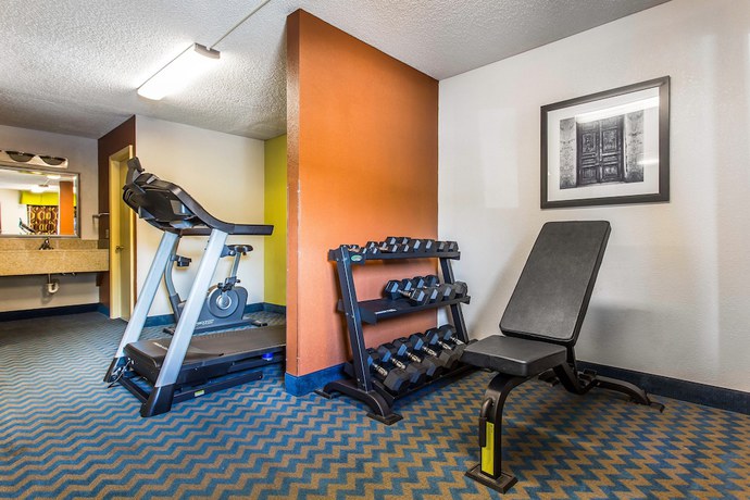 Imagen de los interiores del Hotel Quality Inn - Albemarle. Foto 17