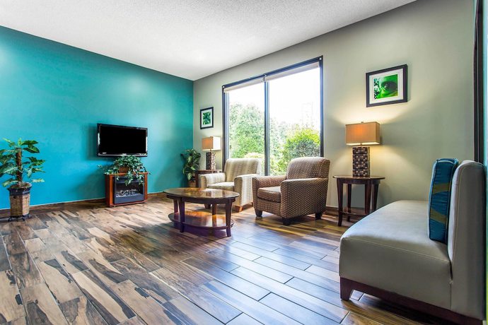 Imagen de los interiores del Hotel Quality Inn - Albemarle. Foto 20