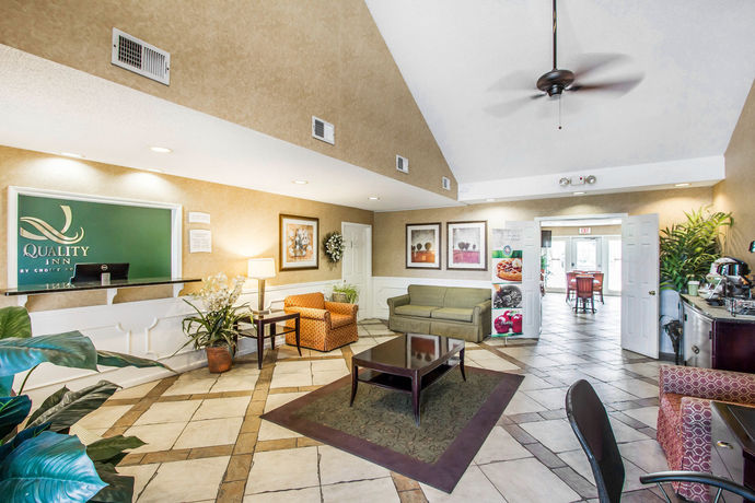 Imagen de los interiores del Hotel Quality Inn Albertville Us 431. Foto 13