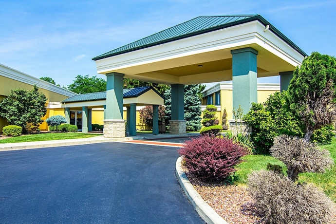 Imagen general del Hotel Quality Inn And Conference Center, Fremont. Foto 1