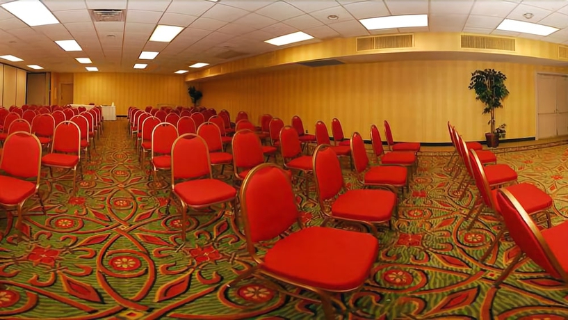 Imagen de los interiores del Hotel Quality Inn And Conference Center, Fremont. Foto 17