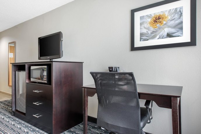 Imagen de la habitación del Hotel Quality Inn And Suites Brownsburg - Indianapolis West. Foto 3