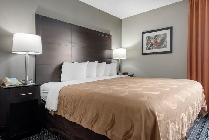 Imagen de la habitación del Hotel Quality Inn And Suites Brownsburg - Indianapolis West. Foto 16