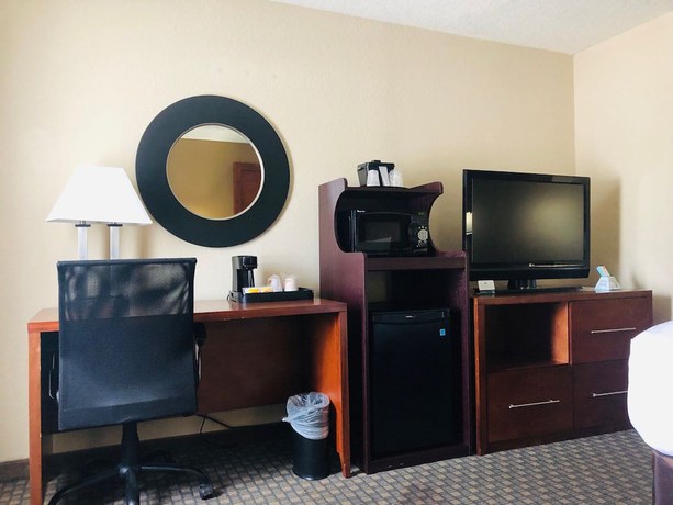 Imagen de la habitación del Hotel Quality Inn And Suites Heritage Park. Foto 10