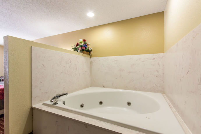 Imagen de la habitación del Hotel Quality Inn, Andalusia. Foto 12