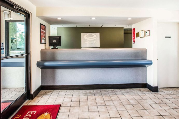 Imagen de los interiores del Hotel Quality Inn Asheville Airport. Foto 18