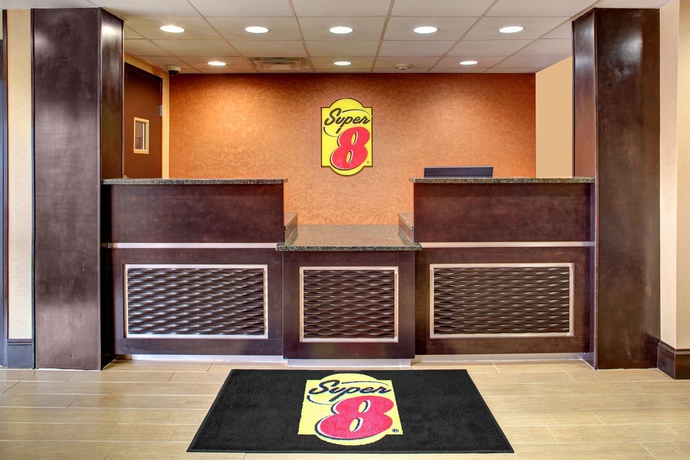 Imagen de los interiores del Hotel Quality Inn Asheville Downtown Tunnel Road. Foto 7