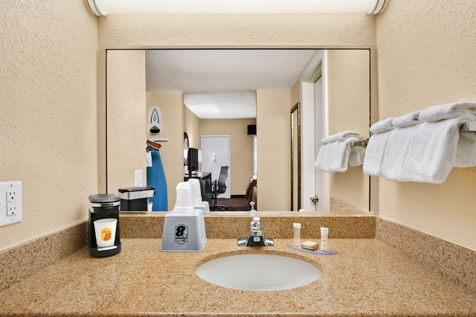 Imagen de la habitación del Hotel Quality Inn Asheville Downtown Tunnel Road. Foto 4