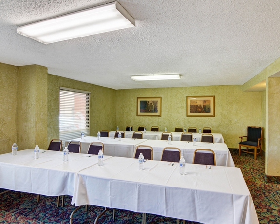 Imagen de los interiores del Hotel Quality Inn At Arlington Highlands. Foto 14