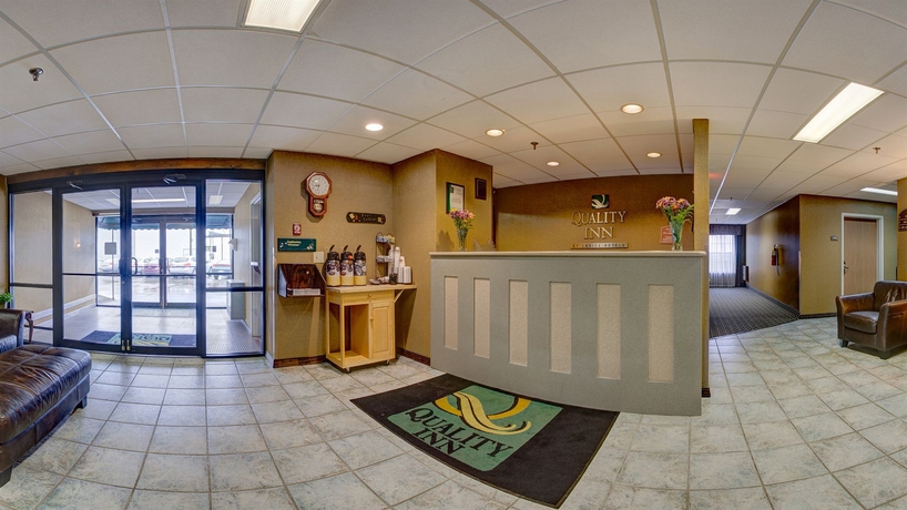 Imagen de los interiores del Hotel Quality Inn At Bangor Mall. Foto 9