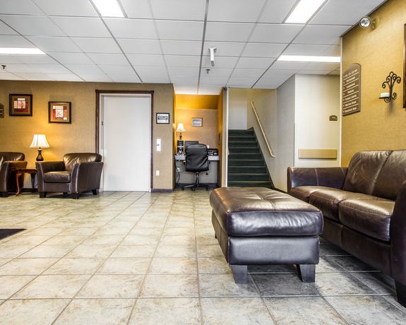 Imagen de los interiores del Hotel Quality Inn At Bangor Mall. Foto 12