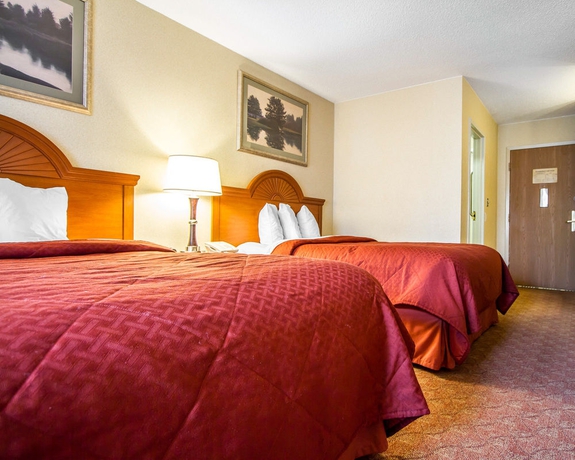 Imagen de los interiores del Hotel Quality Inn At Bangor Mall. Foto 13