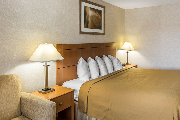 Imagen de la habitación del Hotel Quality Inn At Collins Road - Cedar Rapids. Foto 8