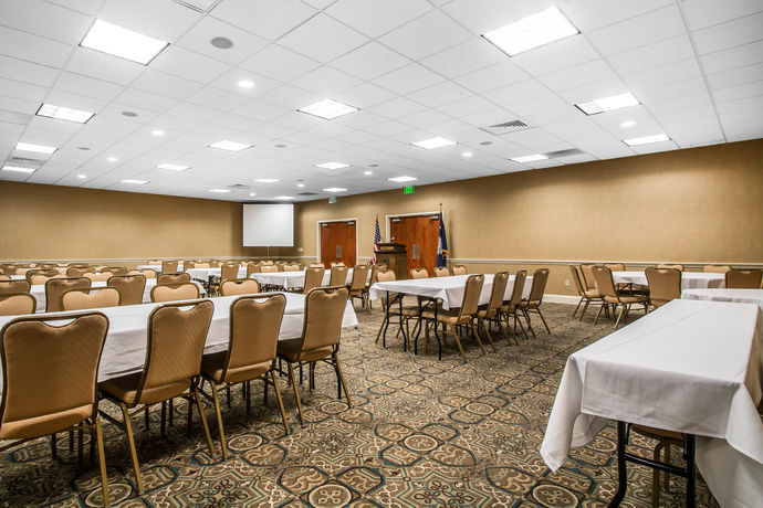 Imagen general del Hotel Quality Inn At Town Center. Foto 1