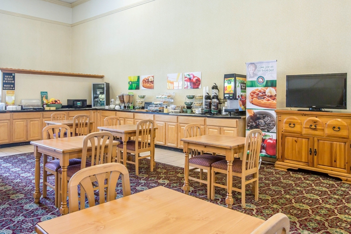 Imagen del bar/restaurante del Hotel Quality Inn Atlanta Northeast I-85. Foto 4