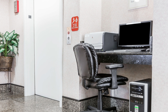 Imagen de los interiores del Hotel Quality Inn Atlanta Northlake. Foto 16