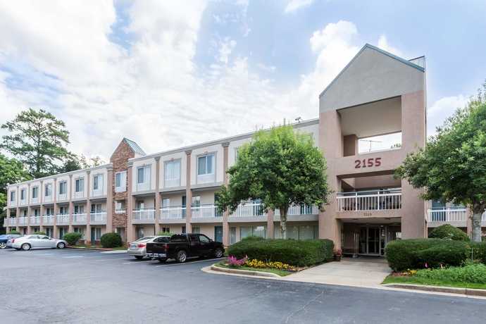 Imagen de los exteriores del Hotel Quality Inn Atlanta Northlake. Foto 12