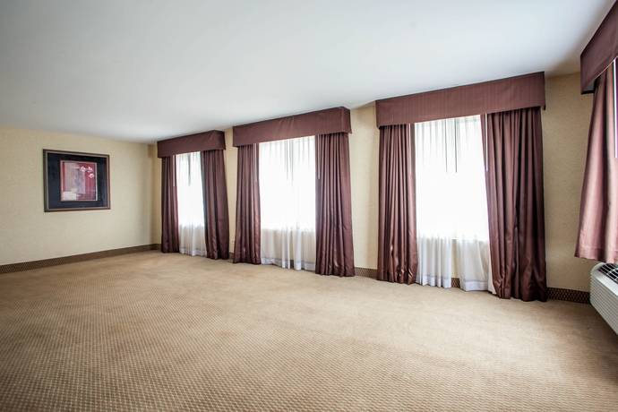 Imagen de los interiores del Hotel Quality Inn Aurora - Naperville Area. Foto 16
