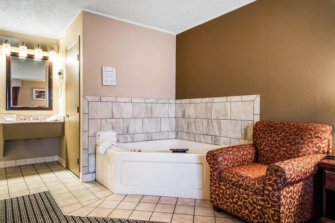 Imagen de la habitación del Hotel Quality Inn Austintown-youngstown West. Foto 10