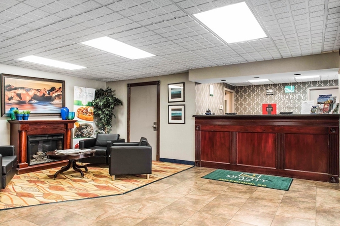 Imagen de los interiores del Hotel Quality Inn Austintown-youngstown West. Foto 18