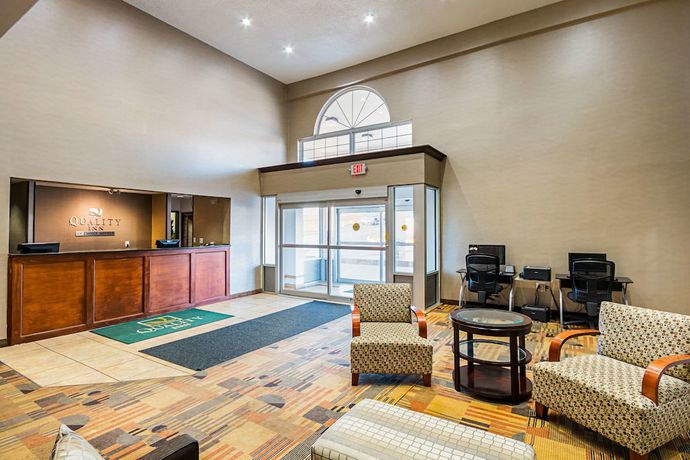 Imagen de los interiores del Hotel Quality Inn, Bentons Ferry. Foto 17