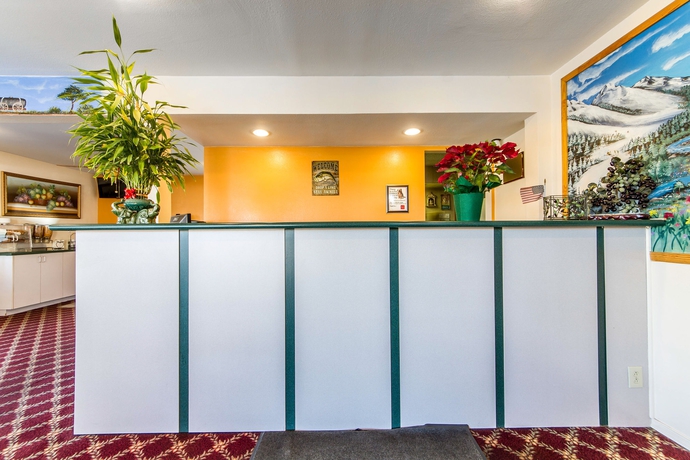 Imagen de los interiores del Hotel Quality Inn Bishop Near Mammoth. Foto 12