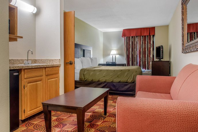 Imagen de la habitación del Hotel Quality Inn Bloomington near University. Foto 2