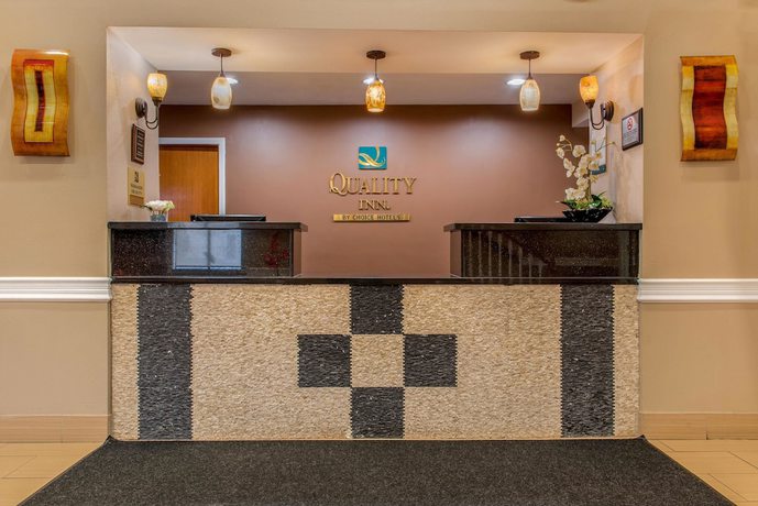 Imagen de los interiores del Hotel Quality Inn Bloomington near University. Foto 20
