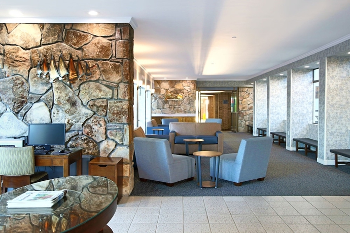 Imagen de los interiores del Hotel Quality Inn Boardwalk. Foto 19