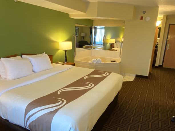Imagen de la habitación del Hotel Quality Inn Bolingbrook I-55. Foto 14