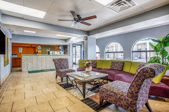 Imagen de los interiores del Hotel Quality Inn, Bowling Green. Foto 18