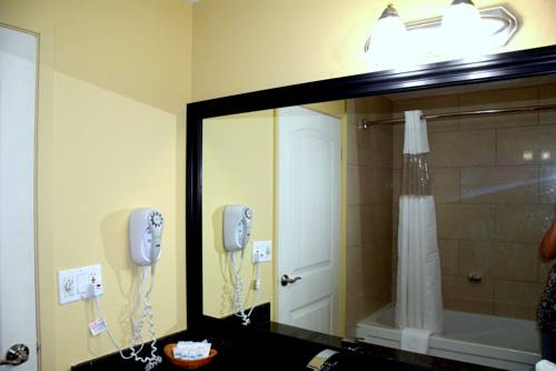 Imagen de la habitación del Hotel Quality Inn Bracebridge. Foto 2
